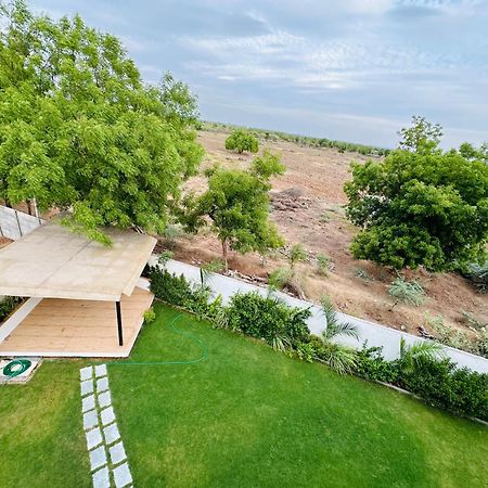 Karmabhumi 1 Villa Sātej Dış mekan fotoğraf